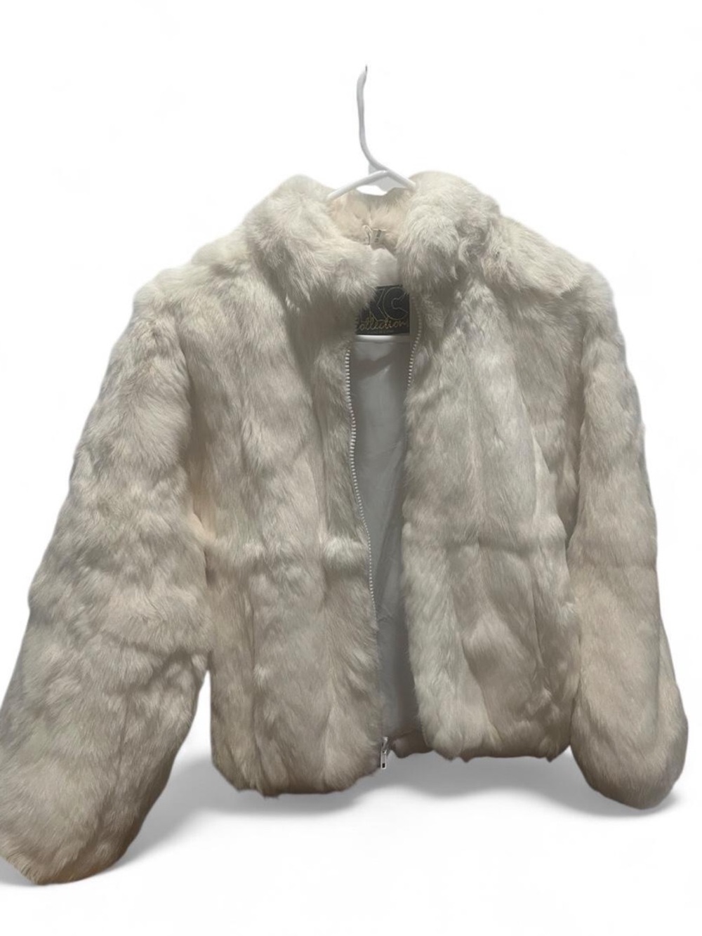 IC COLLECTION Cream Faux Fur Short Jacket